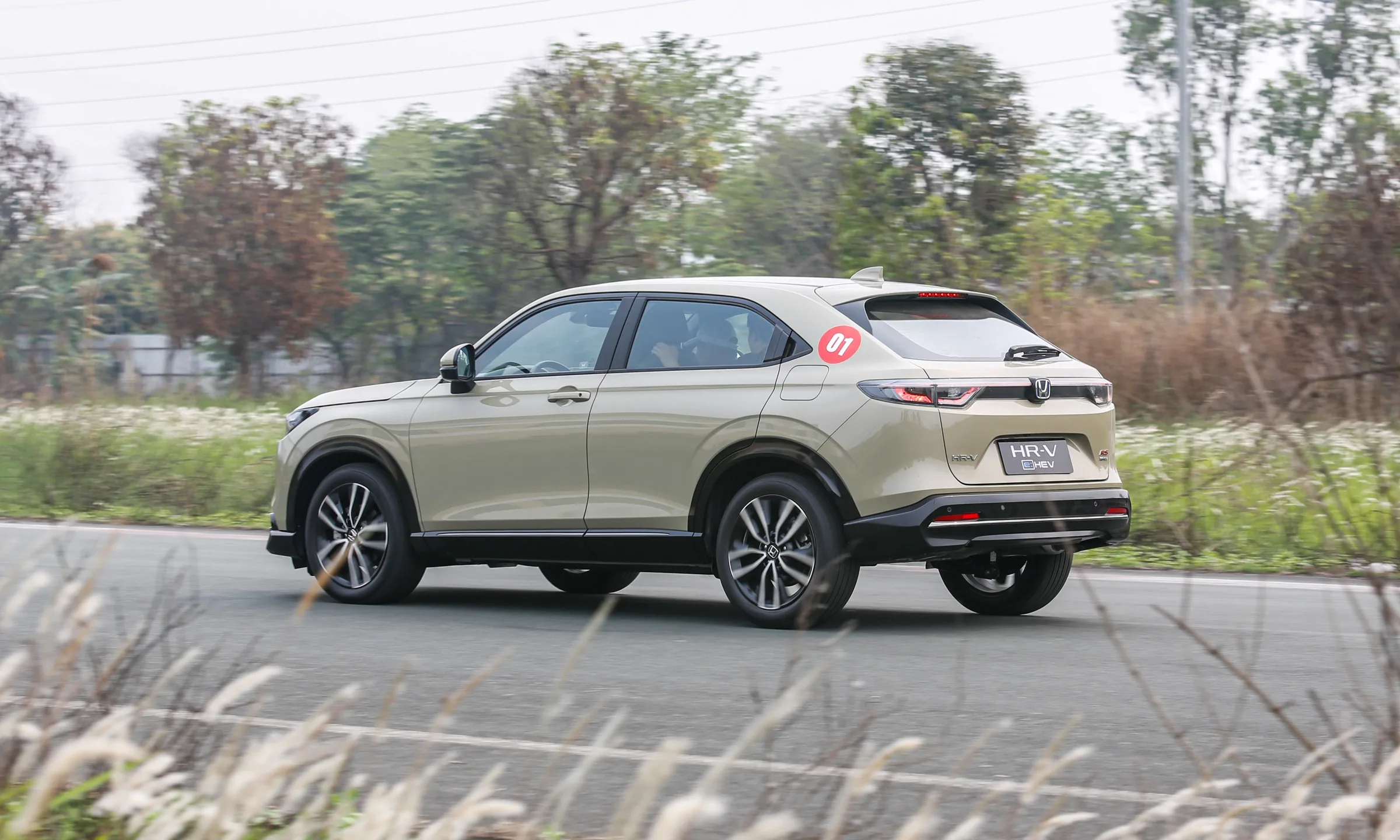 Giá xe Honda HR-V mới nhất 2026: bảng giá niêm yết, giá lăn bánh và thông số chi tiết
