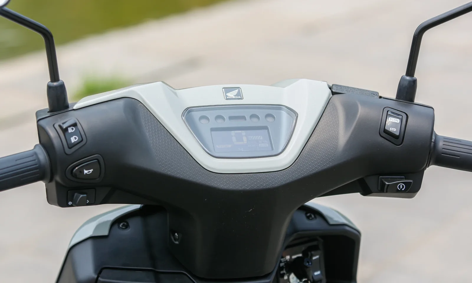 Giá xe Honda ICON e: 2026 mới nhất: Bảng giá, chi phí pin và giá lăn bánh