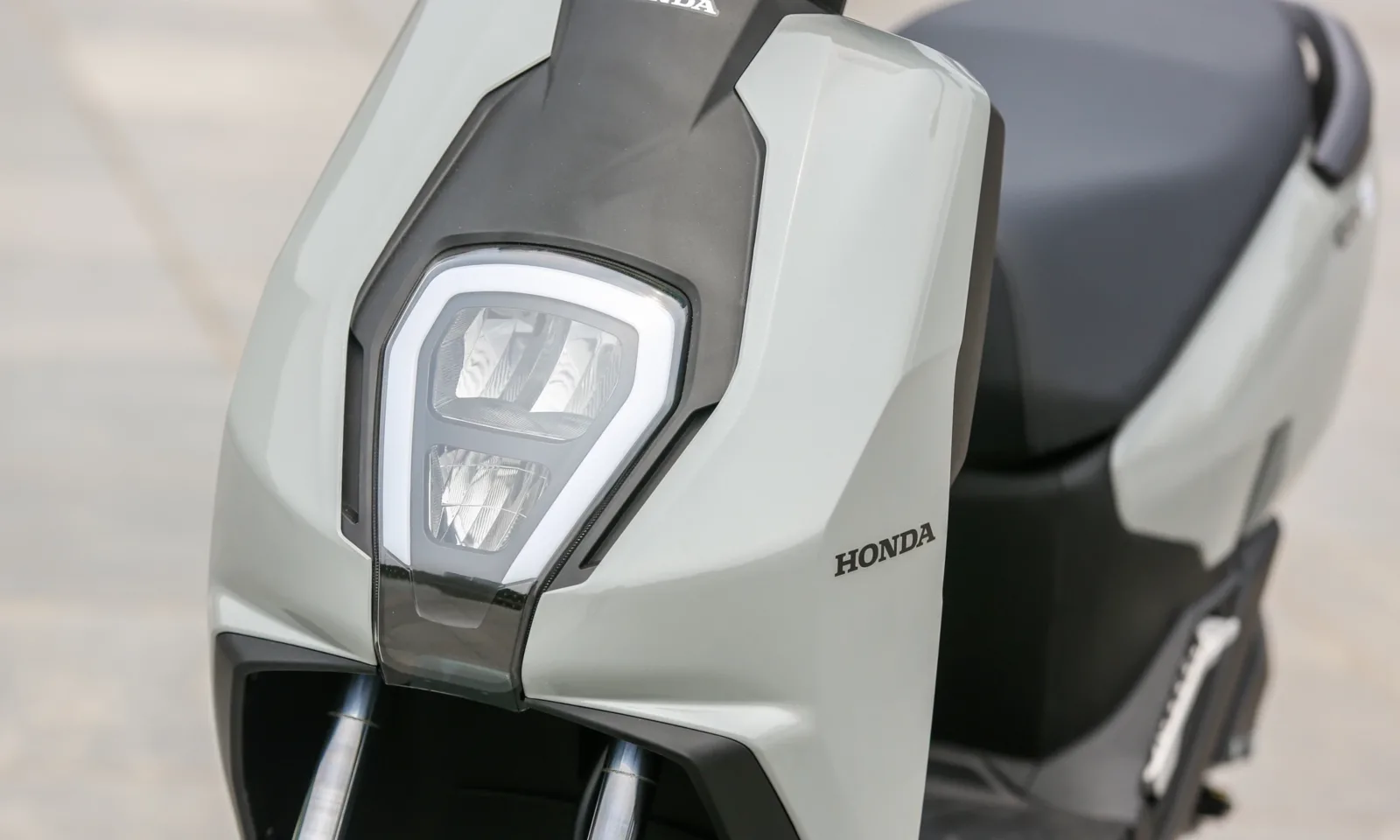 Giá xe Honda ICON e: 2026 mới nhất: Bảng giá, chi phí pin và giá lăn bánh