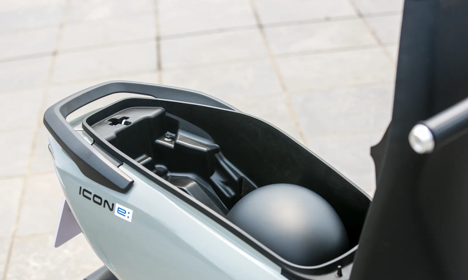 Giá xe Honda ICON e: 2026 mới nhất: Bảng giá, chi phí pin và giá lăn bánh