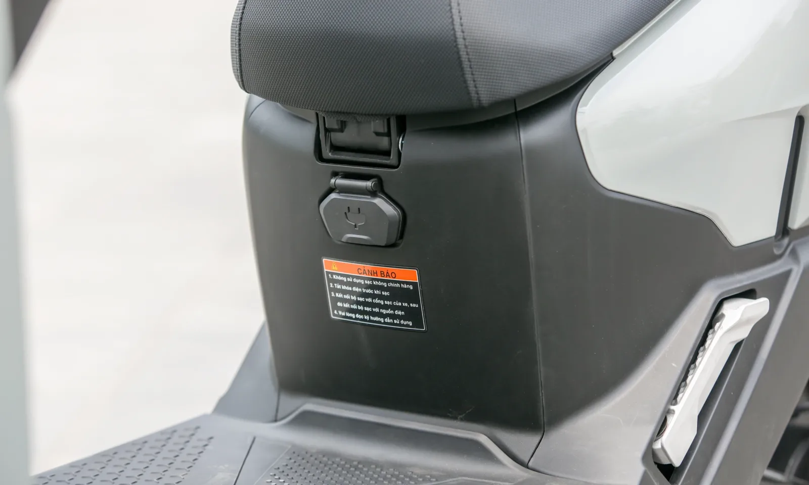 Giá xe Honda ICON e: 2026 mới nhất: Bảng giá, chi phí pin và giá lăn bánh