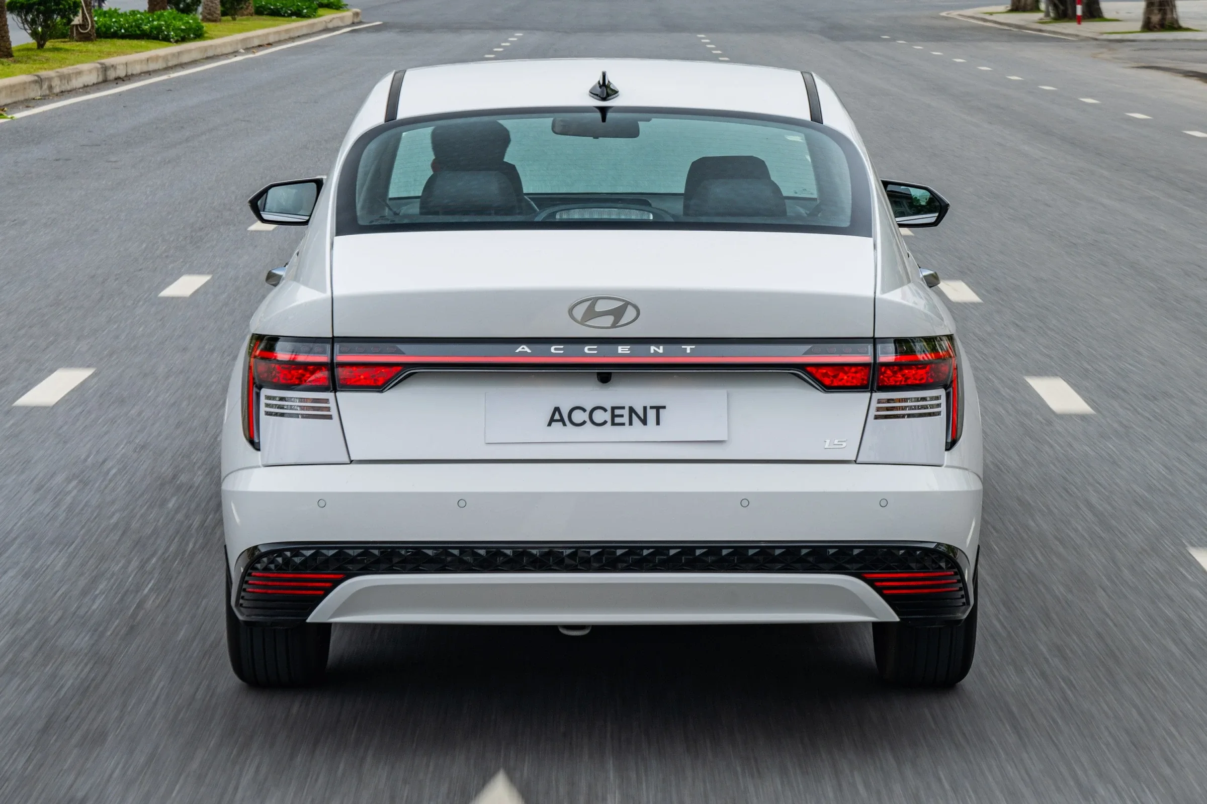 Giá xe Hyundai Accent 2026 mới nhất: bảng giá niêm yết, giá lăn bánh và ưu đãi