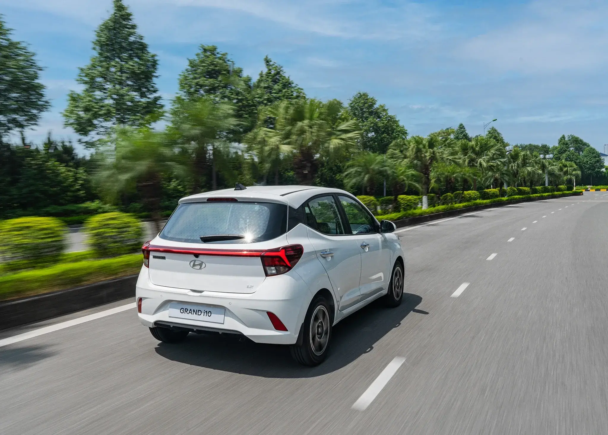 Giá xe Hyundai i10 2026 mới nhất: bảng giá niêm yết, giá lăn bánh và ưu đãi