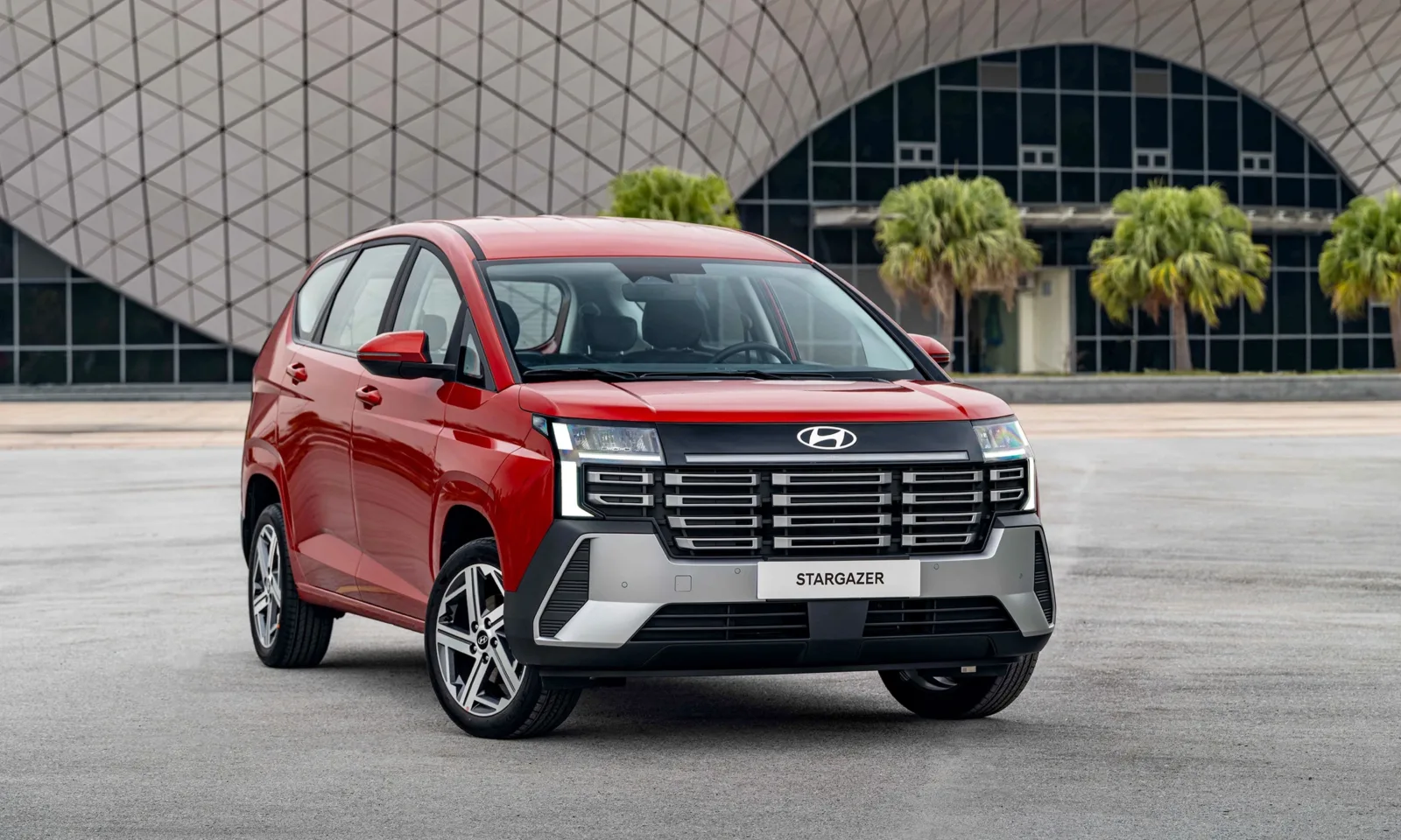 Giá xe Hyundai Stargazer 2026 mới nhất: Bảng giá niêm yết, giá lăn bánh và ưu đãi
