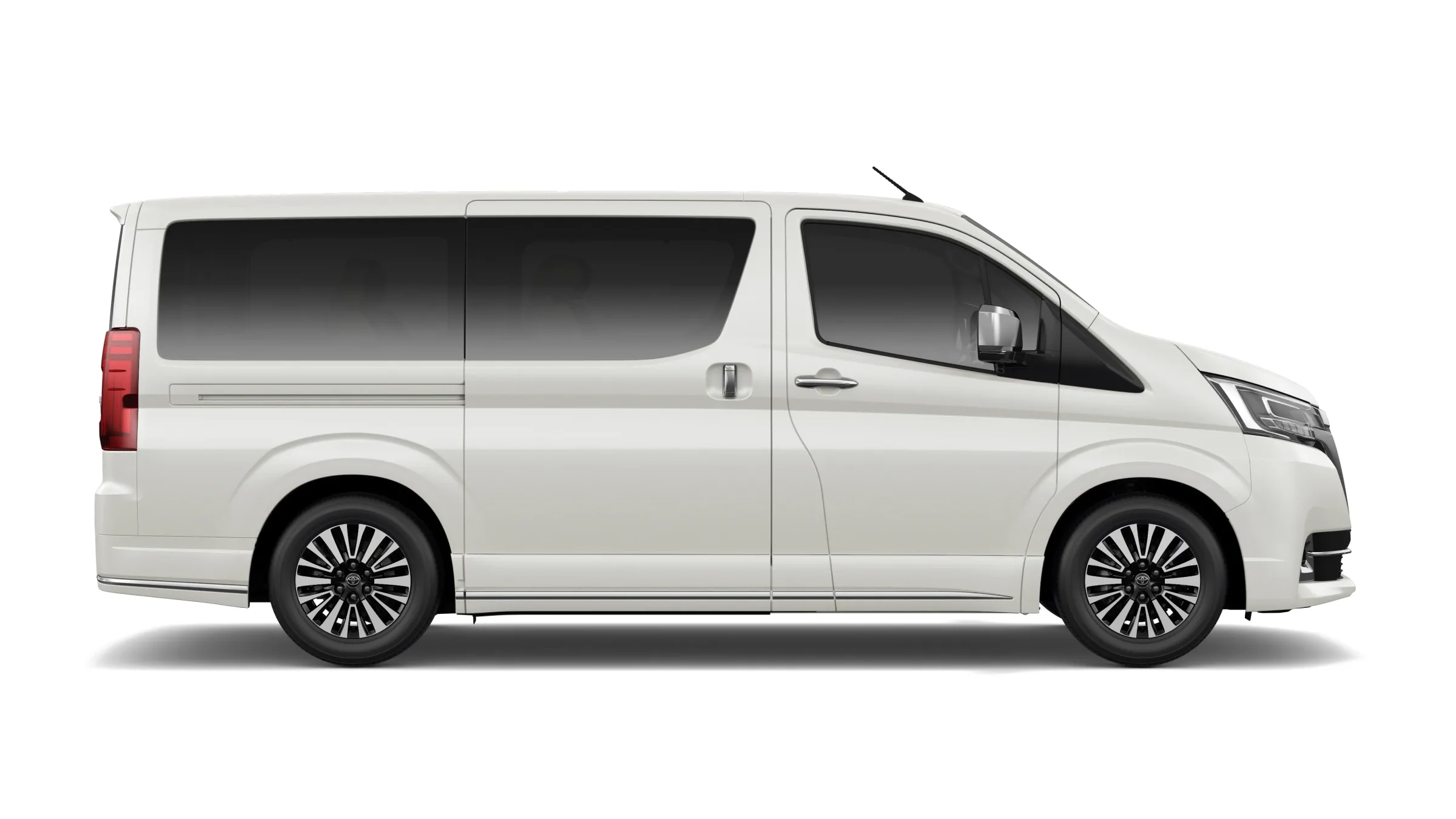 Giá xe Toyota Granvia 2026: Bảng giá niêm yết, lăn bánh và thông số mới nhất