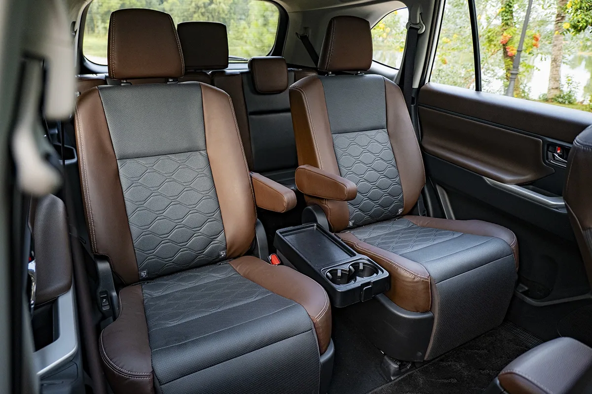Giá xe Toyota Innova 2026: Bảng giá niêm yết, lăn bánh và thông số mới nhất