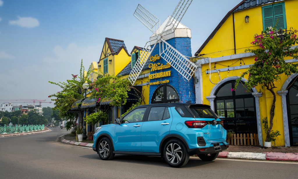 Giá xe Toyota Raize 2026: Niêm yết, Lăn bánh & Ưu đãi mới nhất