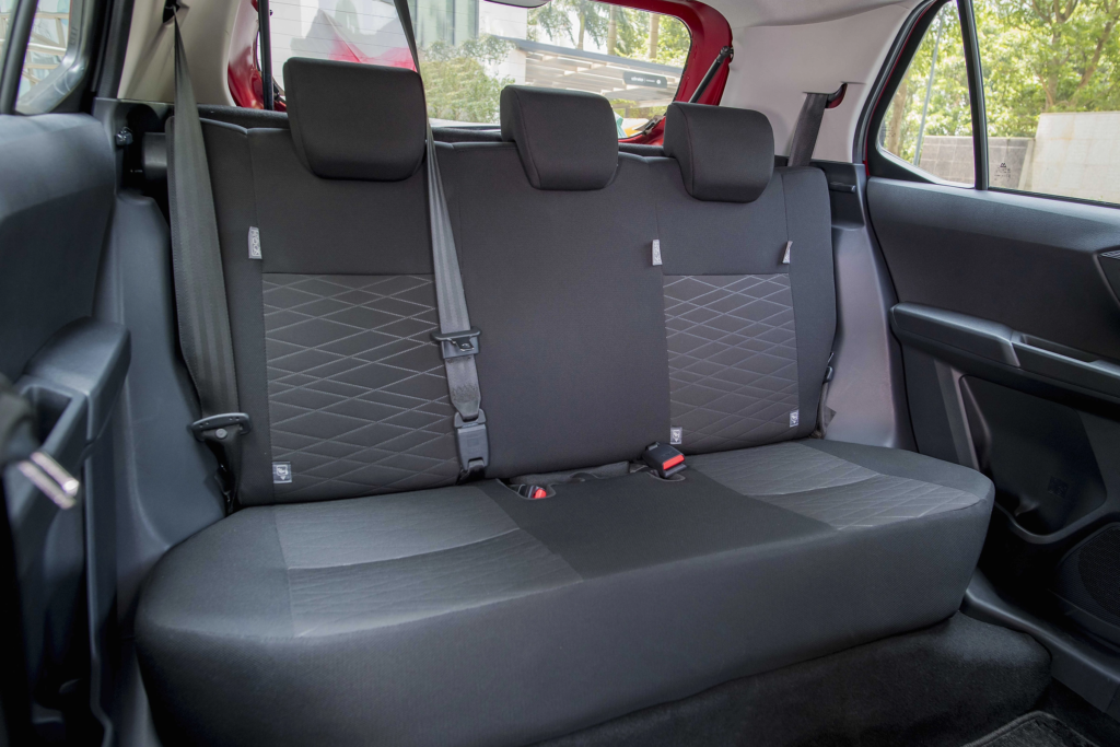 Giá xe Toyota Wigo 2026: Niêm yết, Lăn bánh & Ưu đãi mới nhất