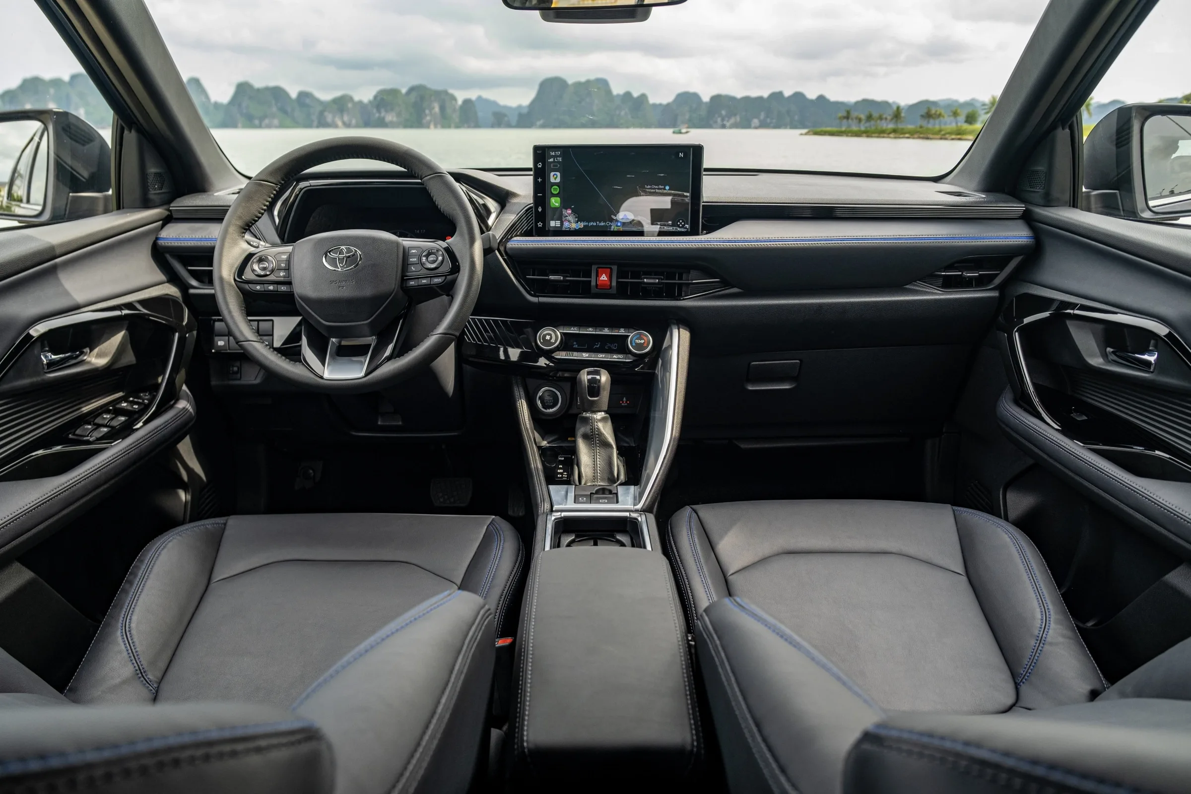 Giá xe Toyota Yaris Cross 2026: Bảng giá niêm yết, lăn bánh và ưu đãi mới nhất