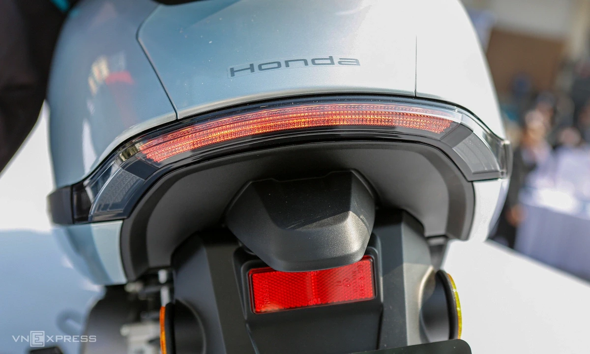 Giá xe Honda UC3