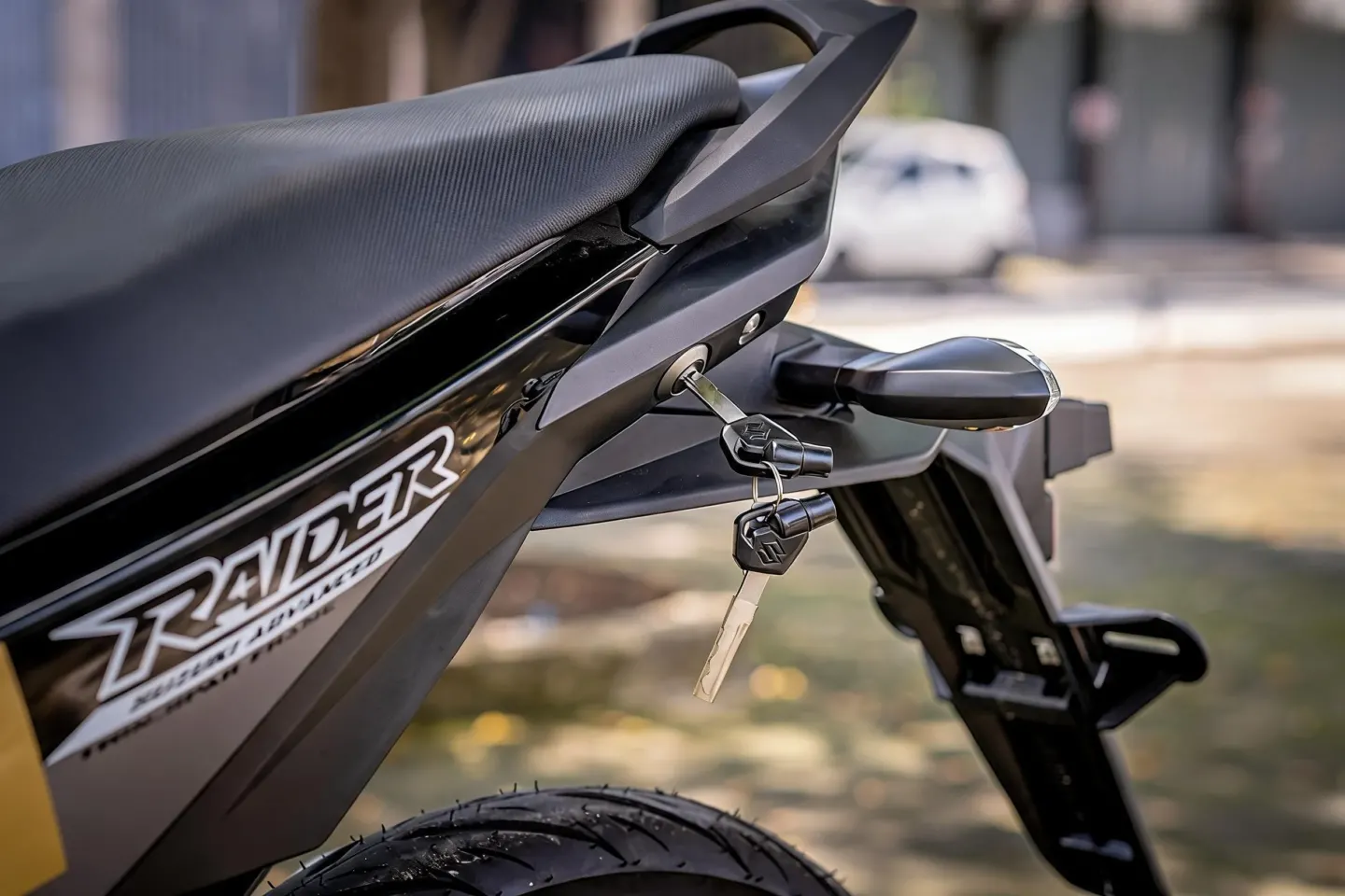 Giá xe Suzuki Raider R150 mới nhất 06/06/2026
