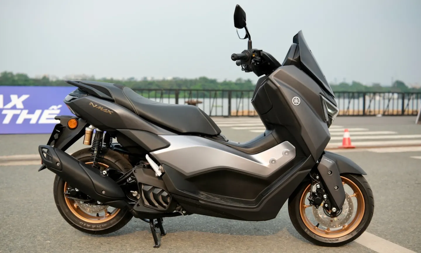 Giá xe Yamaha NMAX 155