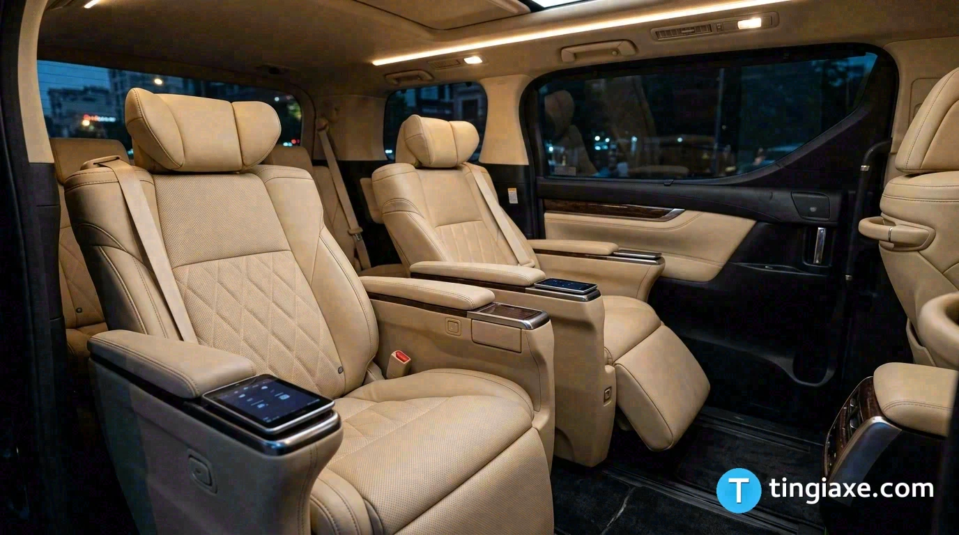 Không gian nội thất hàng ghế thương gia da Nappa cao cấp trên xe Toyota Alphard 2026